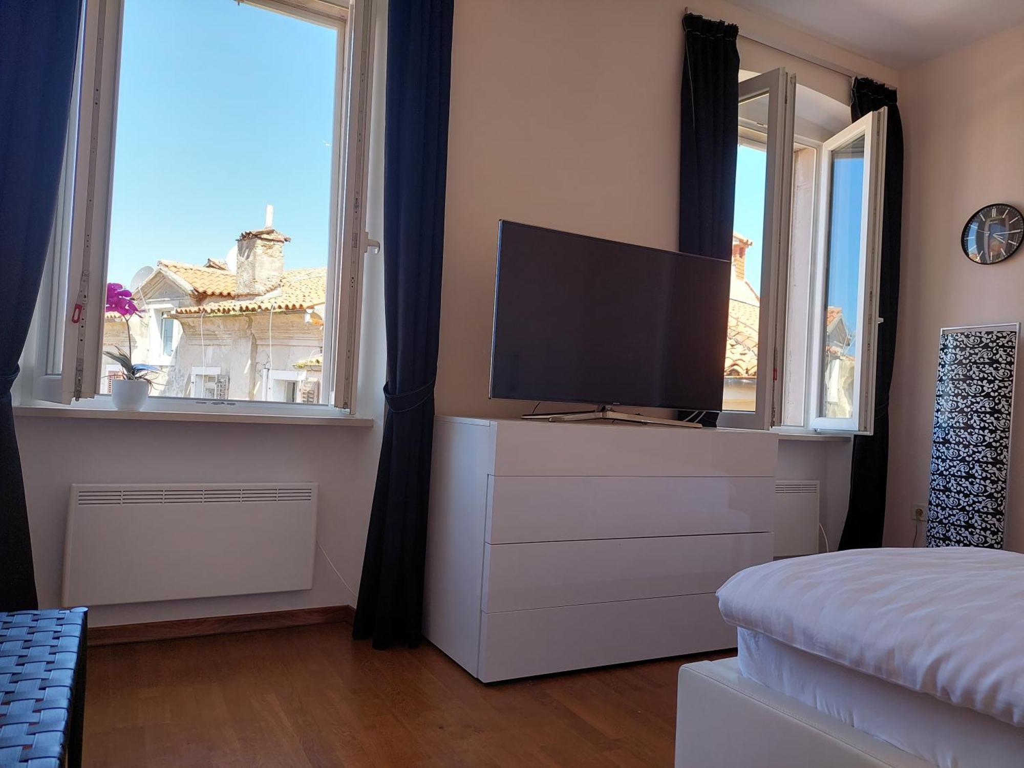 App Olive Old Town Apartment